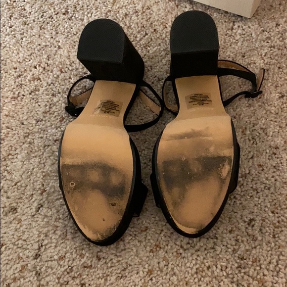 Express Heels - Picture 5 of 5